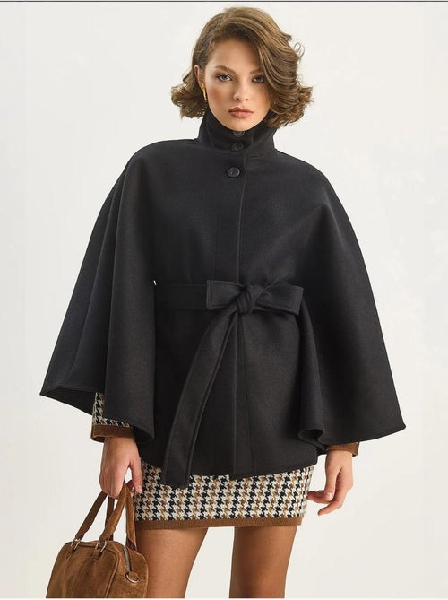 Veste longue texturée avec fermeture boutonnée lucci - Kiabi Veste longue texturée avec fermeture boutonnée lucci - Kiabi