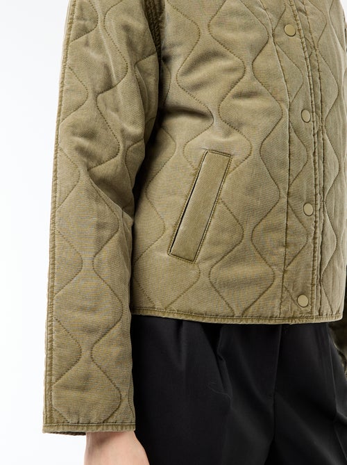 Veste matelassée unie avec col chemise - Kiabi