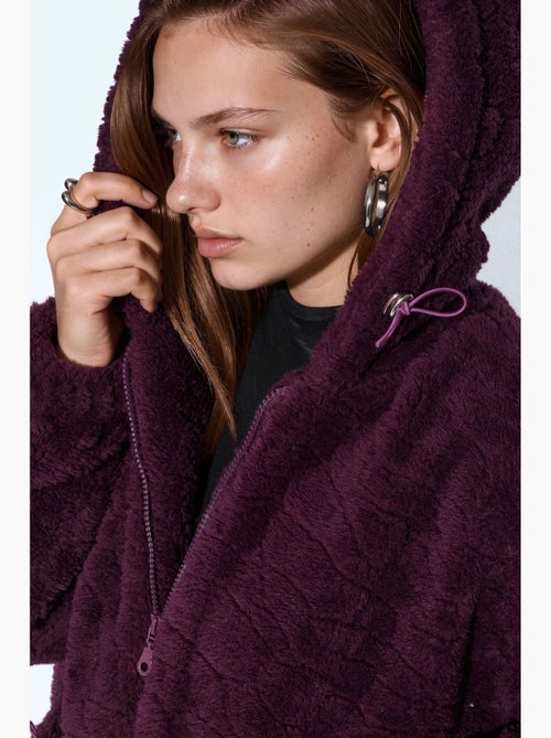 Veste oversize à capuche texturée hiccup - Kiabi Veste oversize à capuche texturée hiccup - Kiabi