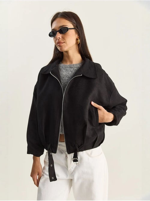 Veste oversize en similicuir avec fermeture éclair et poches lucci - Kiabi Veste oversize en similicuir avec fermeture éclair et poches lucci - Kiabi