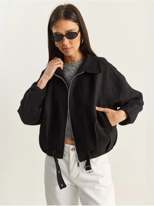 Veste oversize en similicuir avec fermeture éclair et poches lucci - Kiabi Veste oversize en similicuir avec fermeture éclair et poches lucci - Kiabi