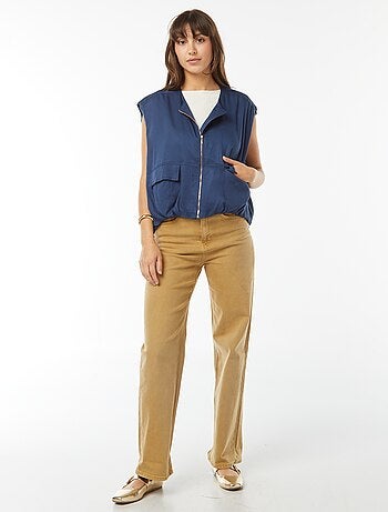Veste sans manches satinée et zippée