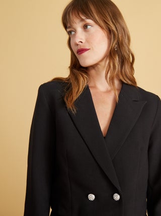 Veste tailleur crop avec boutons brillants