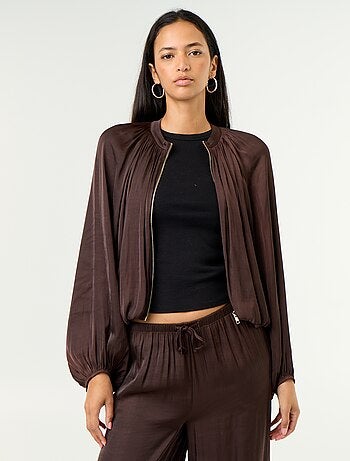 Veste unie satinée forme boule