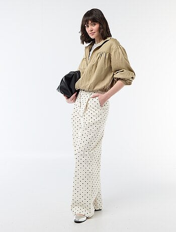 Veste unie zippée avec manches bouffantes