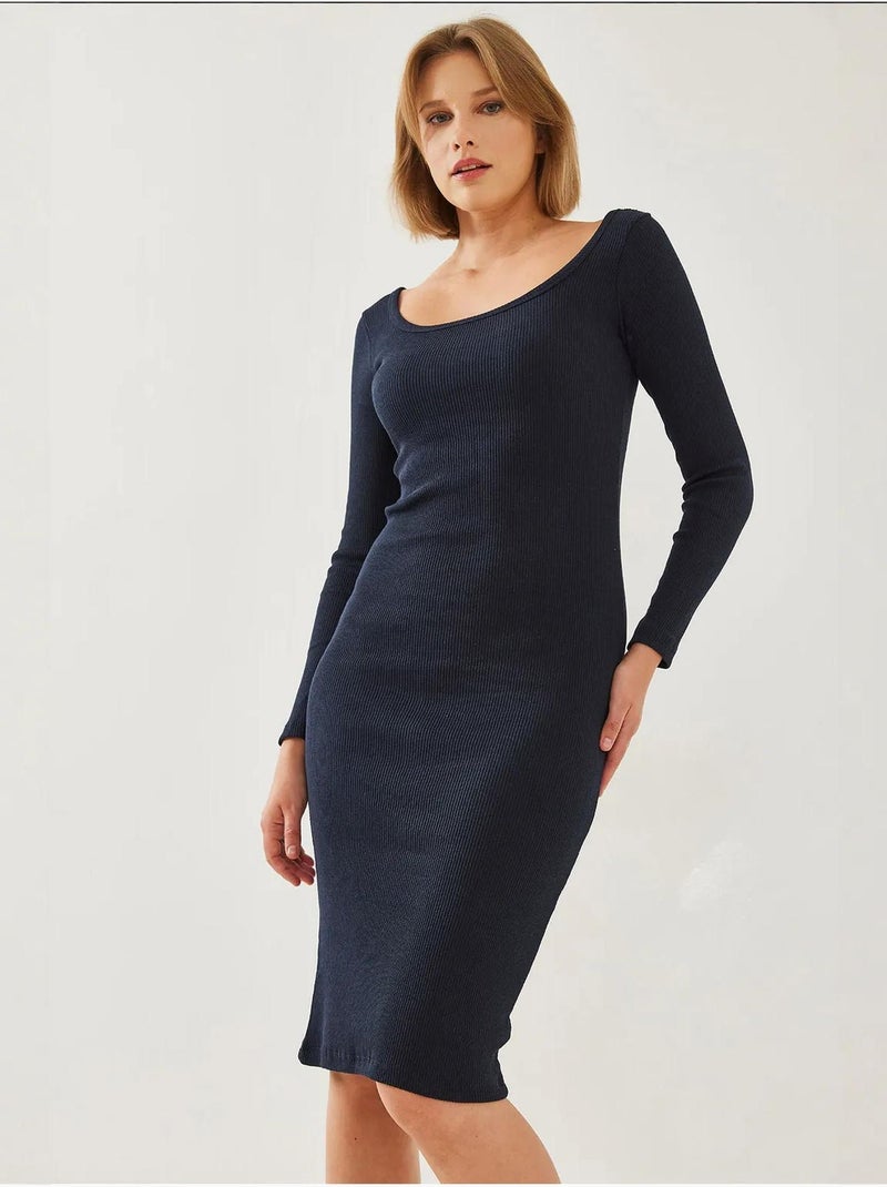 Vierkante hals lange mouwen basic geribbelde jurk lucci Marineblauw - Kiabi