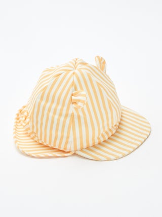Vissershoedje met lang achterpand