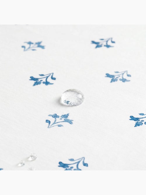 Vlekbestendig tafelkleed met mediterrane bloemenprint - Gamusi. - Kiabi Vlekbestendig tafelkleed met mediterrane bloemenprint - Gamusi. - Kiabi