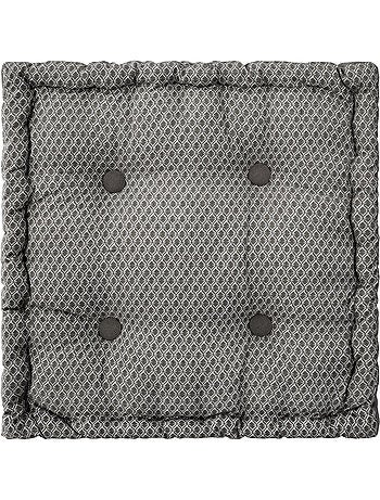Vloerkussen in geometrische stijl
