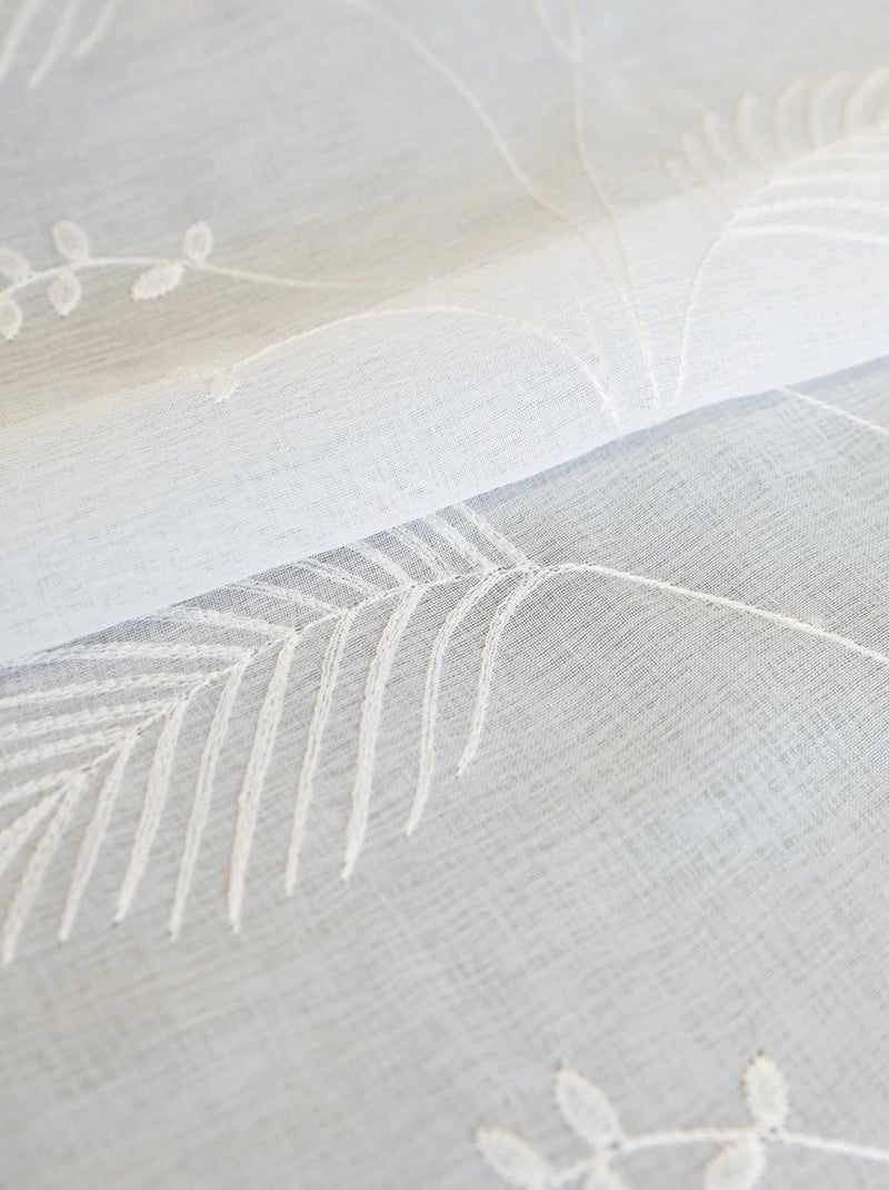 Voilage à oeillets brodé feuilles Blanc - Kiabi