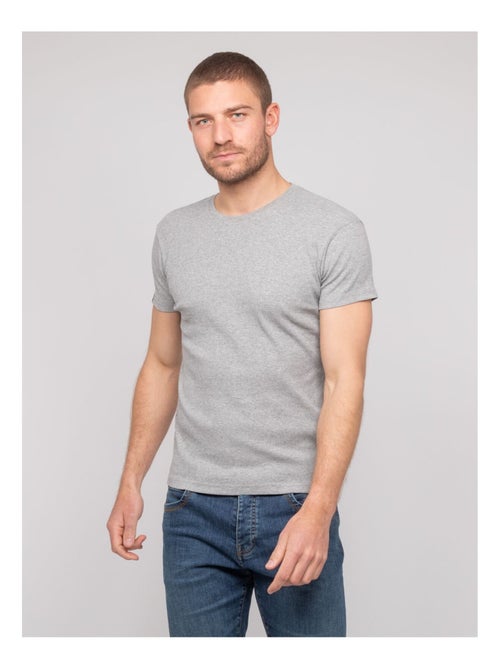 Walter geribbeld katoenen t-shirt met ronde hals - Kiabi Walter geribbeld katoenen t-shirt met ronde hals - Kiabi
