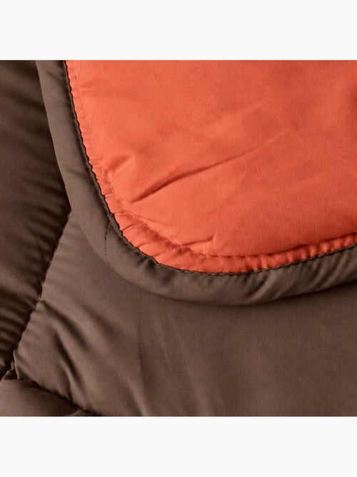 Warm tweekleurig microvezel dekbed 400 gr/m2 - Kiabi Warm tweekleurig microvezel dekbed 400 gr/m2 - Kiabi