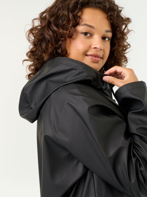 Waterafstotende parka met capuchon - Kiabi Waterafstotende parka met capuchon - Kiabi