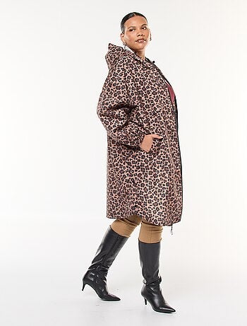 Waterafstotende regencape met luipaardmotief