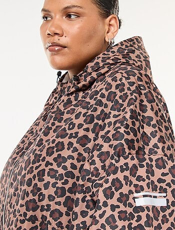 Waterafstotende regencape met luipaardmotief