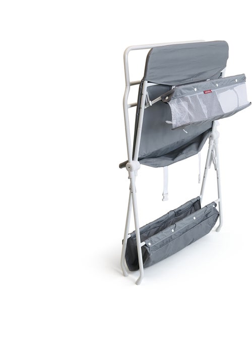 Webaby inklapbare luiertafel in staal, in kunststof wit en grijs - Kiabi Webaby inklapbare luiertafel in staal, in kunststof wit en grijs - Kiabi