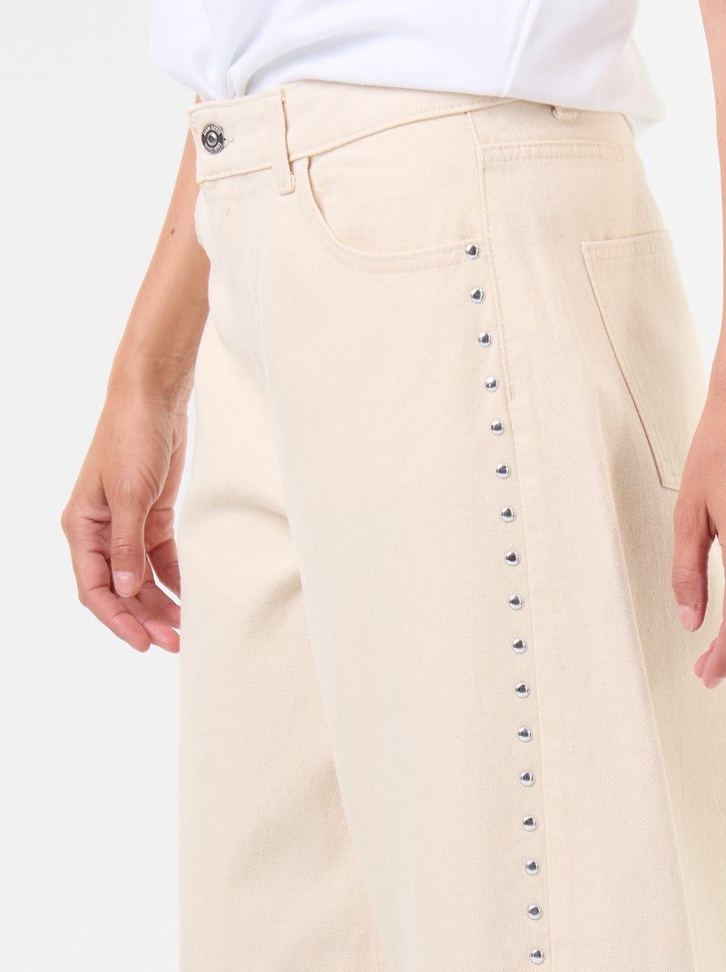 Wide fit jeans met decoratieve studs Wit - Kiabi
