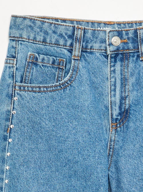 Wide leg fit broek met zilverkleurige fantasie studs - Kiabi Wide leg fit broek met zilverkleurige fantasie studs - Kiabi