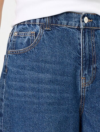 Wide leg jeans