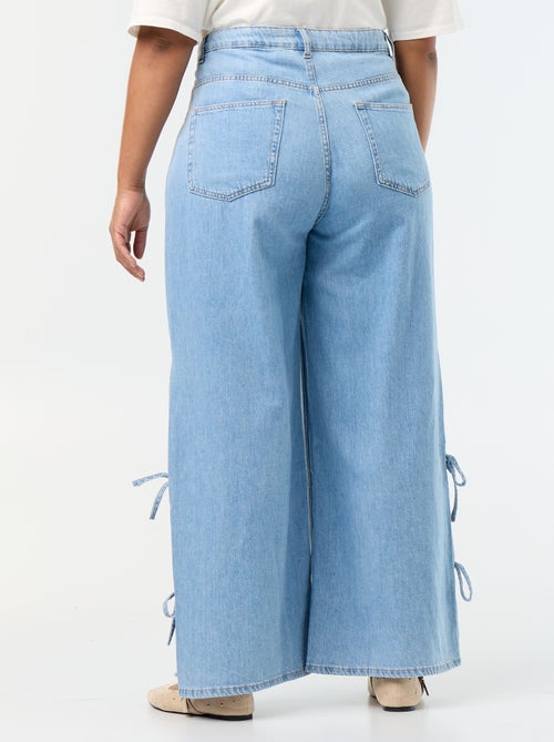 Wide leg jeans met fantasieknopen aan de zijkanten - Kiabi