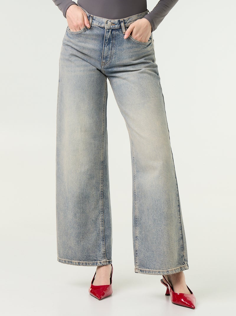 Wide leg jeans met geborduurde sterren op de achterzakken Blauw - Kiabi
