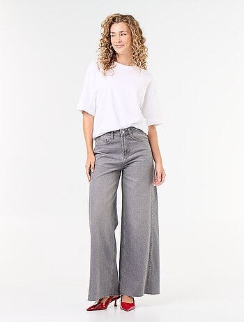 Wide leg jeans met onafgewerkte zoom