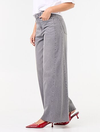Wide leg jeans met onafgewerkte zoom