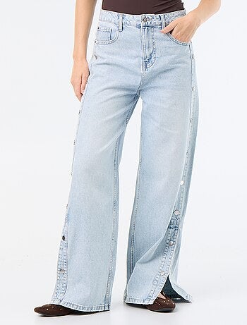 Wide leg jeans / wijde pasvorm met sierdrukknopen aan de zijkanten
