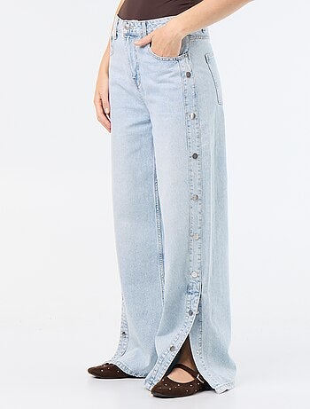 Wide leg jeans / wijde pasvorm met sierdrukknopen aan de zijkanten