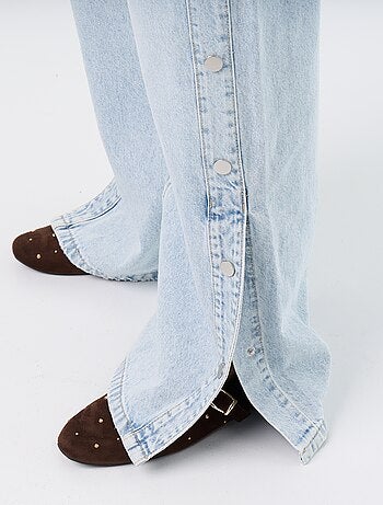 Wide leg jeans / wijde pasvorm met sierdrukknopen aan de zijkanten