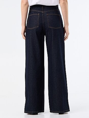 Wide leg jeans / wijde pasvorm met sierdrukknopen aan de zijkanten