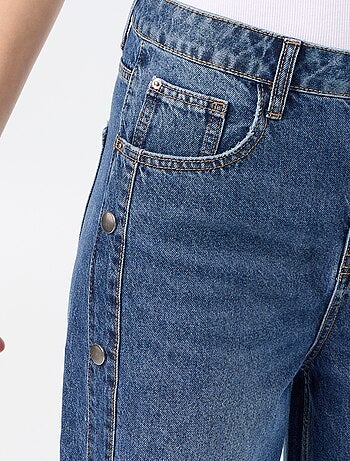 Wide leg jeans / wijde pasvorm met sierdrukknopen aan de zijkanten