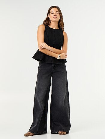 Wide leg jeans