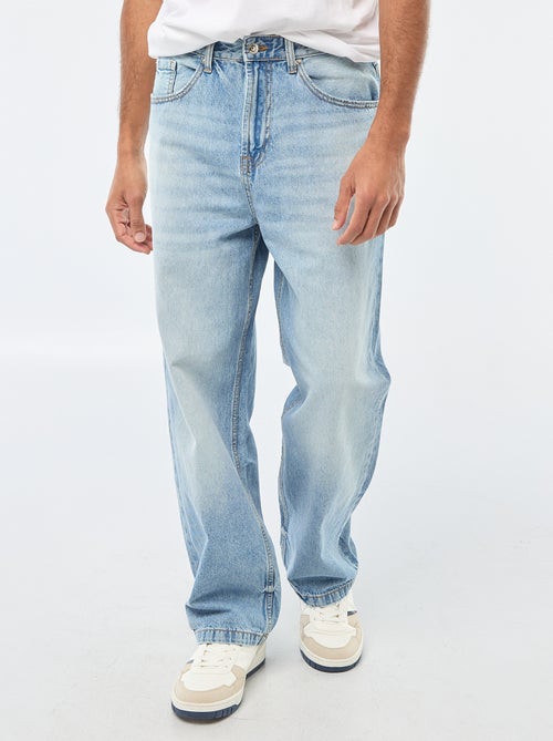 Wijd model / relaxed fit jeans met 5 zakken - Kiabi Wijd model / relaxed fit jeans met 5 zakken - Kiabi