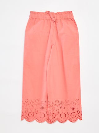 Wijde broek met broderie anglaise