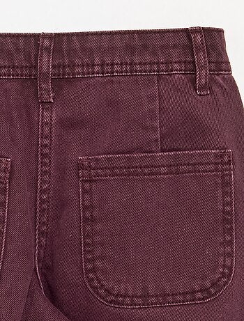 Wijde broek met geborduurde bloemen