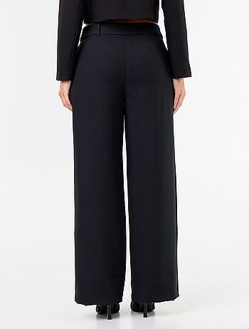 Wijde broek met goudkleurige knopen
