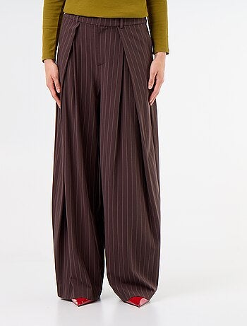 Wijde broek met hoge taille en plooien