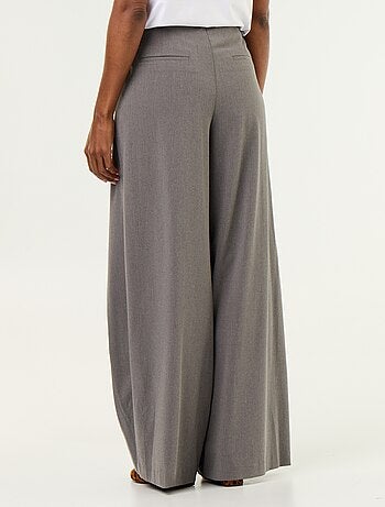 Wijde broek met hoge taille en plooien