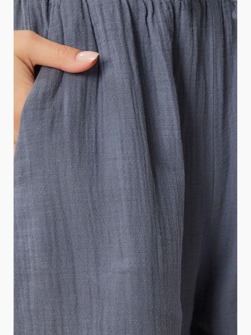 Wijde broek met trekkoord in de taille en biesdetail istanbul - Kiabi Wijde broek met trekkoord in de taille en biesdetail istanbul - Kiabi