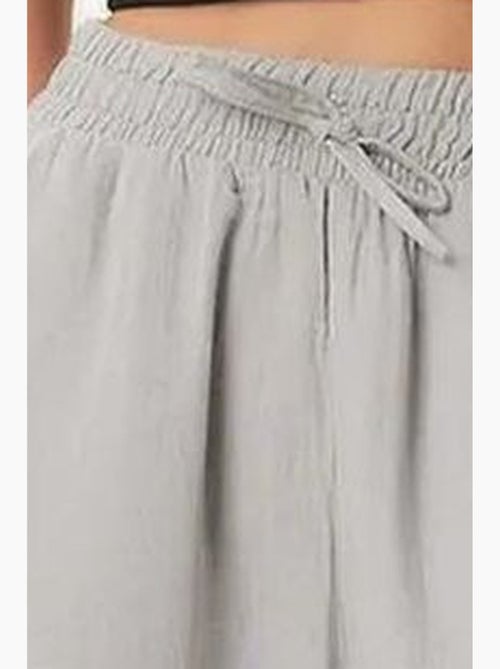 Wijde broek met trekkoord in de taille en biesdetail istanbul - Kiabi Wijde broek met trekkoord in de taille en biesdetail istanbul - Kiabi