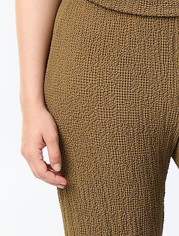 Wijde broek van gewafelde stof