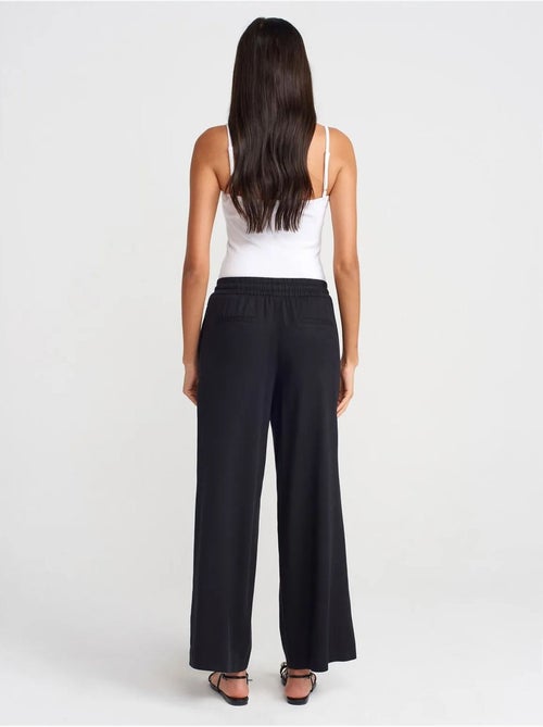 Wijde broek van tencel met trekkoord dilvin - Kiabi Wijde broek van tencel met trekkoord dilvin - Kiabi