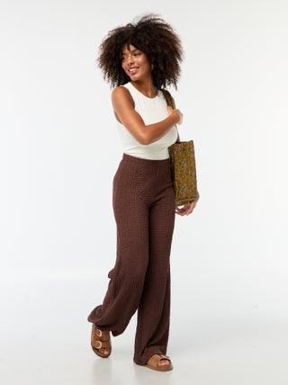 Wijde broek van wafeltricot