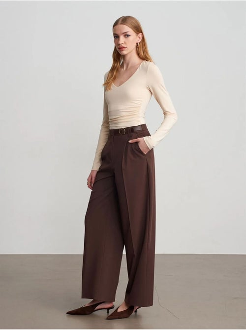 Wijde crepe broek met ceintuur dilvin - Kiabi Wijde crepe broek met ceintuur dilvin - Kiabi