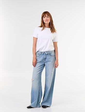 Wijde jeans met fantasierijke riem