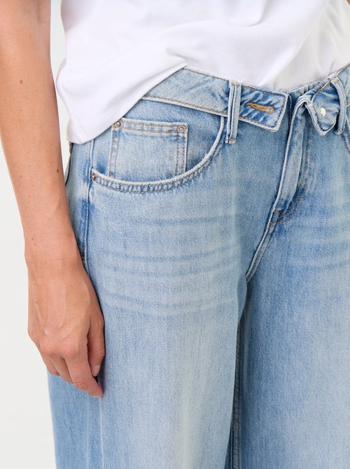 Wijde jeans met fantasierijke riem - Kiabi
