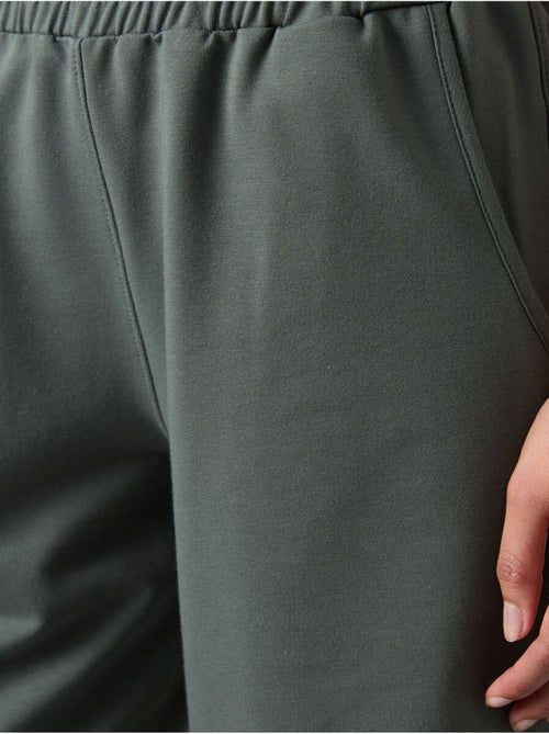 Wijde joggingbroek met hoge taille tommy - Kiabi Wijde joggingbroek met hoge taille tommy - Kiabi
