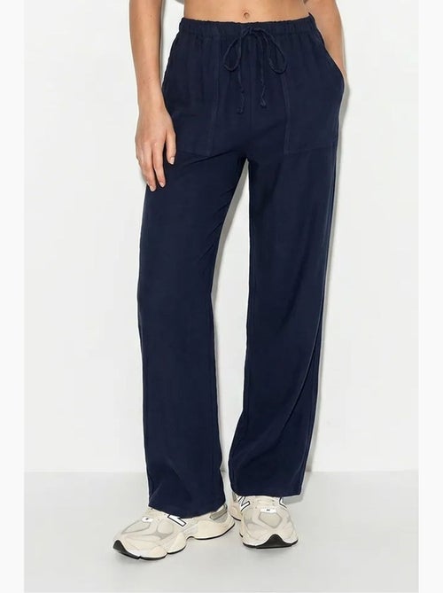 Wijde katoenen broek met trekkoord in de taille lucci - Kiabi Wijde katoenen broek met trekkoord in de taille lucci - Kiabi
