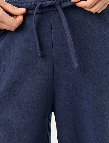 Wijde sporttraining van zware tricot